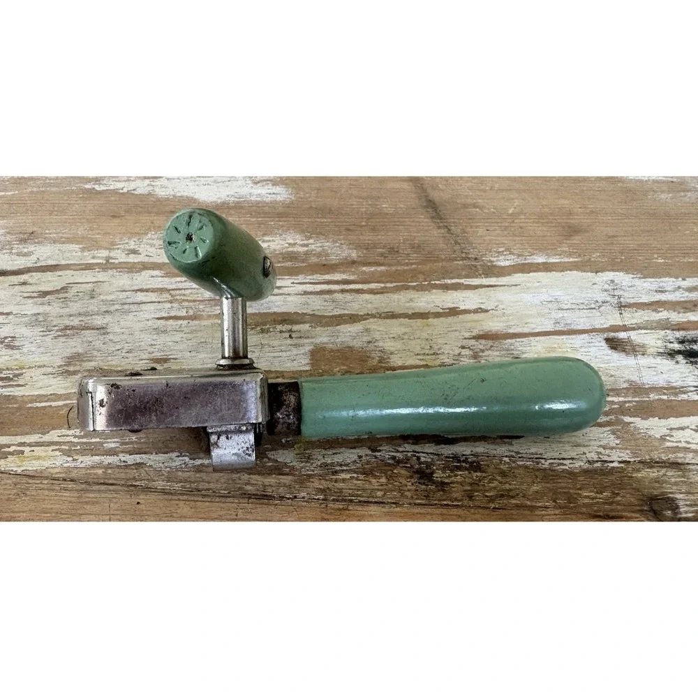 Vintage advertising Golden Dawn manual can opener green paint Edlund Junior 1950